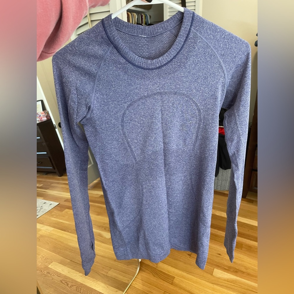 lululemon swiftly long sleeve size 4